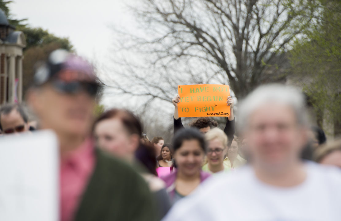 Sweet Briar College students, staff protest school's closure outside president's house